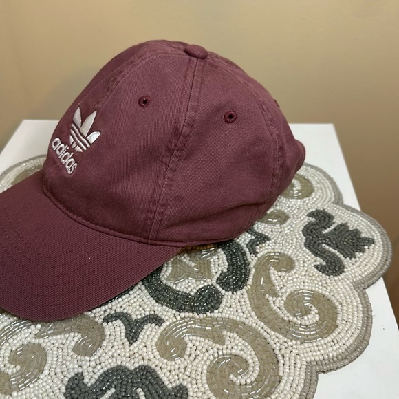 Women’s Maroon adidas hat - Picture 2 of 13